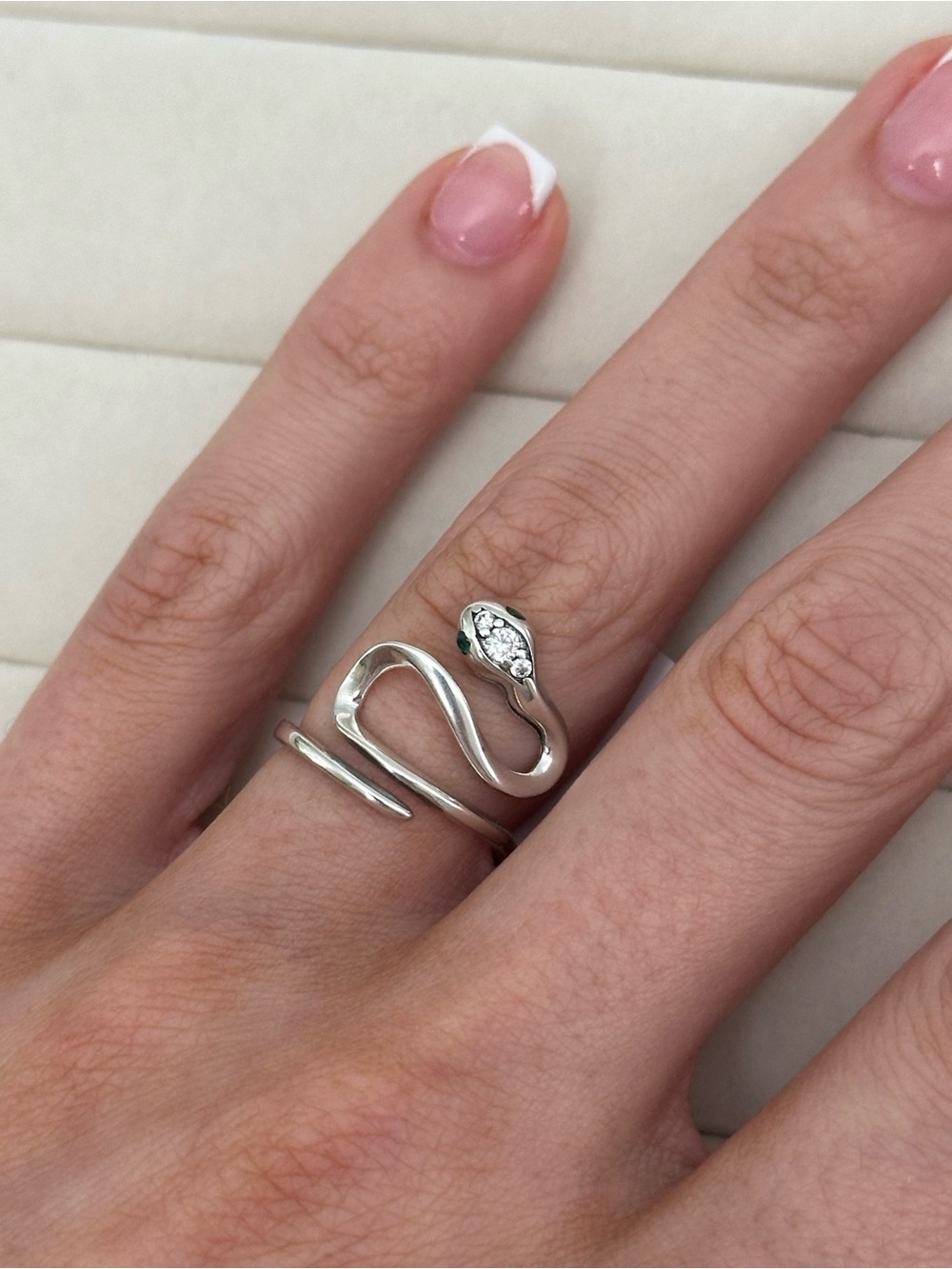 New! Sterling Silver Snake Wrap Ring with Green Accent - Picture 7 of 7